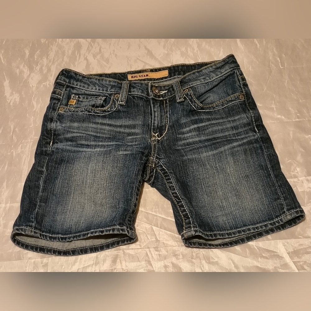 Big Star Women's Long Shorts Size 27 Denim Jean